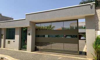 Imagem: Sobrado Moderno em Condomínio Fechado na