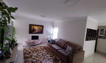 Imagem 2: Sobrado com 4 Suítes em Taguatinga Norte