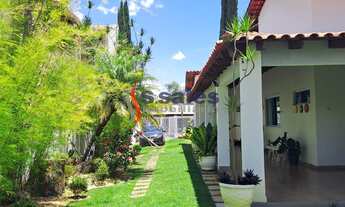 Imagem 7: CASA COM 04 SUÍTES SENDO 03 COM ARMÁRIOS PLANEJADOS, CHURRASQUEIRA, ÁREA VERDE, JARDIM, VA