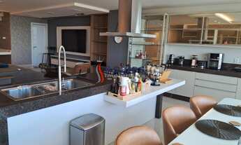 Imagem 6: TRIPLEX COM 04 SUÍTES SENDO 03 COM CLOSET, 520M², HIDROMASSAGEM, CHURRASQUEIRA ELÉTRICA, V