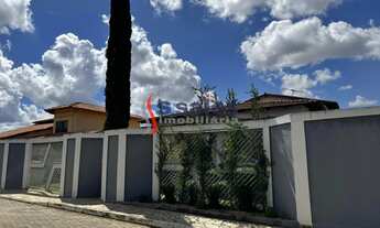 Imagem 2: CASA COM 04 QUARTOS SENDO 01 SUÍTE COM CLOSET, 800M², PISCINA, SAUNA, CHURRASQUEIRA, DENTR