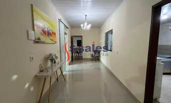 Imagem 4: EXCELENTE CASA COM 04 SUÍTES, SALA COM 02 AMBIENTES,400M²,COPA, COZINHA AMERICANA, ÁREA DE