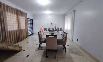 Imagem 4: EXCELENTE SOBRADO COM 2 PAVIMENTOS,SALA COM 03 AMBIENTES,SUÍTE COM CLOSET, CASA DE APOIO N