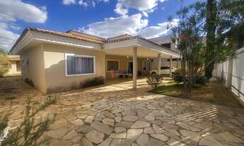 Imagem 2: EXCELENTE CASA COM 04 QUARTO SENDO 1 SUITE COM CLOSET,800M²,NA LAJE, COZINHA COM ARMÁRIOS