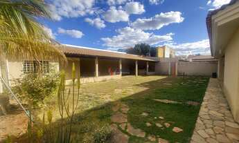 Imagem 6: EXCELENTE CASA COM 04 QUARTO SENDO 1 SUITE COM CLOSET,800M²,NA LAJE, COZINHA COM ARMÁRIOS