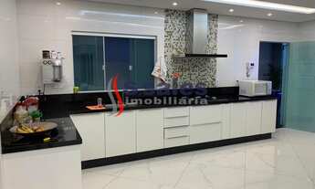 Imagem 3: Excelente imóvel em Vicente Pires com 800 m², sala com dois ambientes, 3 quartos (2 suítes