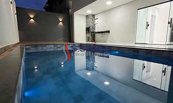 Imagem: Casa moderna de alto padrão com 4 suítes