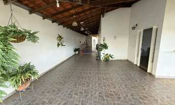 Imagem 2: EXCELENTE CASA COM 3 QUARTOS COM SUÍTE E LOTE DE 800M²