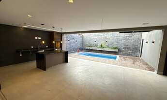 Imagem 2: CASA DE ALTO PADRÃO EM VICENTE PIRES COM 5 QUARTOS SENDO 4 SUÍTES, ÁREA DE LAZER COMPLETA