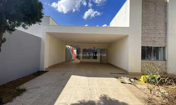 Imagem: 3 dormitórios, 1 suítes, 4 vagas na garagem