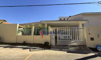 Imagem: 4 dormitórios, 2 suíte, 2 vagas na garagem