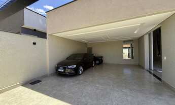 Imagem 2: 4 dormitórios, 4 suíte, 6 banheiro, 2 vagas na garagem, 280M² de Área Construída