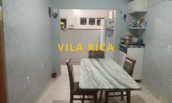 Imagem: 2 dormitórios, 1 suítes, 2 vagas na garagem