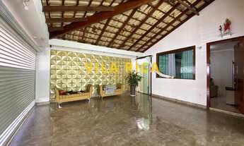 Imagem 4: 3 dormitórios, 1 suítes, 3 banheiro, 4 vagas na garagem, 306M² de Área Construída