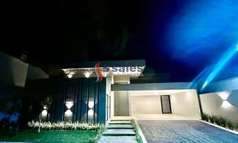 Imagem 1: Casa com fachada imponente em Condomínio Fechado em Arniqueiras