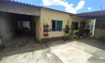 Imagem: Lote de 400 m² com 3 casas - Colônia Agrícola