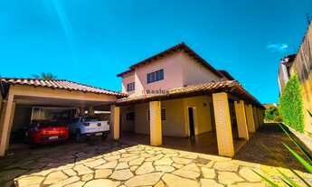 Imagem 2: Casa Exclusiva com 6 quartos e Espaço Gourmet no Setor de Mansões de Taguatinga