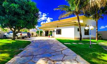 Imagem 1: Excelente Casa com 4 Quartos em Arniqueiras