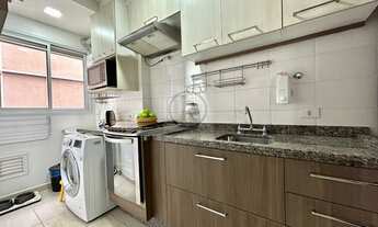 Imagem 6: Apartamento de 3 dorms, 1 vg, sacada, condomínio clube no Tingui. Finamente decorado. Opor