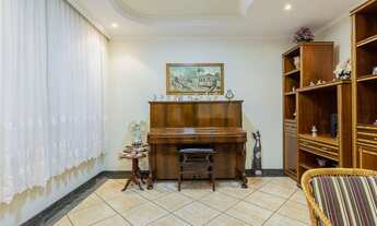 Imagem 3: 3 dormitórios, 1 suítes, 3 banheiro, 3 vagas na garagem