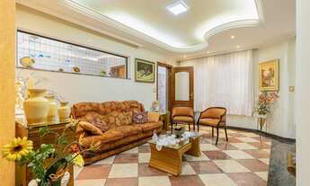 Imagem 4: 3 dormitórios, 1 suítes, 3 banheiro, 3 vagas na garagem