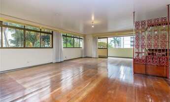 Imagem 3: 4 dormitórios, 1 suítes, 4 banheiro, 3 vagas na garagem, 240M² de Área Construída