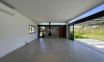 Imagem 2: Casa térrea à venda no Condomínio Terras de São José II, 5 suítes, com 540m² de área const