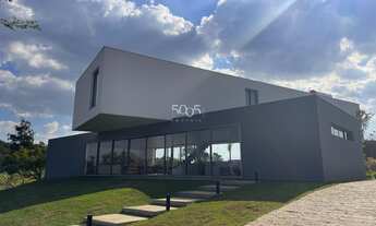 Imagem 3: Casa semi-mobiliada com 5 suítes, linda vista, ambientes integrados e terreno de 3800m2 à