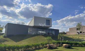 Imagem 2: Casa semi-mobiliada com 5 suítes, linda vista, ambientes integrados e terreno de 3800m2 à