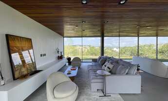 Imagem 5: Casa semi-mobiliada com 5 suítes, linda vista, ambientes integrados e terreno de 3800m2 à