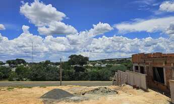 Imagem 2: Terreno em aclive condomínio à venda com 550m² no condomínio Portal dos Bandeirantes em Sa