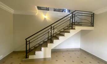 Imagem 2: Casa para alugar no Condomínio Campos de Santo Antônio I com 311m² de área construída, sen