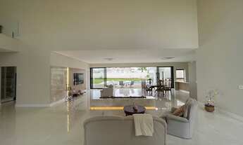 Imagem 5: Casa à venda, 6 suítes, terreno amplo de esquina, 580m2 de construção e 1461m2 de terreno