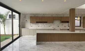 Imagem 6: Casa em condomínio térrea à venda, no Cond. Xapada em Itu/SP, com 3 suítes, 950m² de área