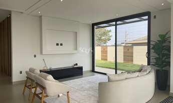 Imagem 3: Casa sobrado em condomínio à venda no Cond. Parque Xapada Itu/SP, 4 suítes, vista para cid