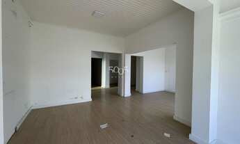 Imagem 4: Casa comercial à venda ou locação com 281m² de construção e 481m² de terreno