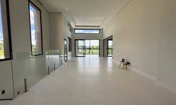 Imagem 7: Venha conhecer esse incrível imóvel com 5 suítes, 3 vagas cobertas e 2 sistemas de lazer i