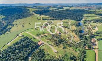 Imagem 2: Terreno de 1.290,21 m² no Cond. Fazenda Dona Carolina