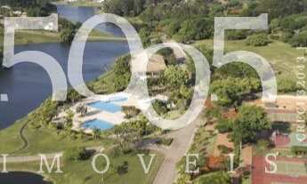 Imagem 7: Casa à venda no Cond. Fazenda Vila Real, com 3.270m², perfeita para retrofit