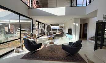 Imagem 4: Casa no Condomínio Bothanica, com 329m², 4 quartos, adega e piscina