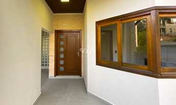 Imagem 4: Casa à venda no Condomínio Jardim Theodora, com 310m² e 5 suítes