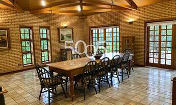 Imagem 2: Casa mobiliada para locar no Condomínio City Castello, com 5 quartos, piscina e campo de f