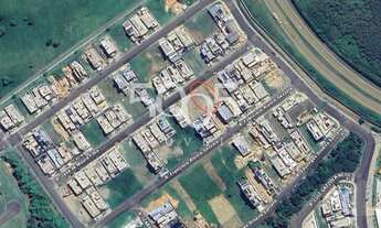 Imagem: Lote de 360m² em declive com excelente