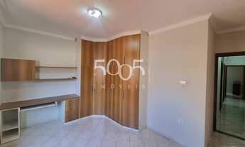 Imagem 7: Sobrado para locação no bairro Jardim Aeroporto, com 200 m² de construção e 3 quartos