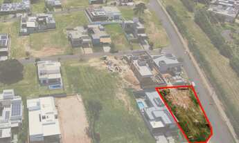 Imagem 2: Terreno à venda no condomínio Villas do Golf, com 611m² de área útil. Excelente lote com ó