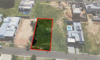 Imagem: Ótimo terreno em aclive com 503m2 de área