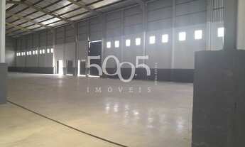 Imagem 2: Galpão industrial disponível para locação com 5000m² de área construída em uma área total