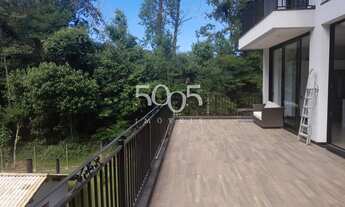 Imagem 6: Casa de condomínio para locação com 4 quartos, sendo 2 suítes, e 3 salas amplas e arejadas