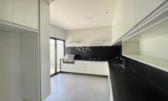 Imagem 6: Casa à venda e locação no Condomínio Saint Paul com 208m² e 3 suítes