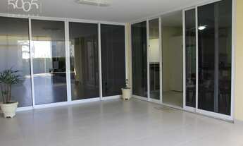 Imagem 5: Casa à venda no Condomínio Plaza Athenee, com 423m² de área construída e 1046m² de terreno